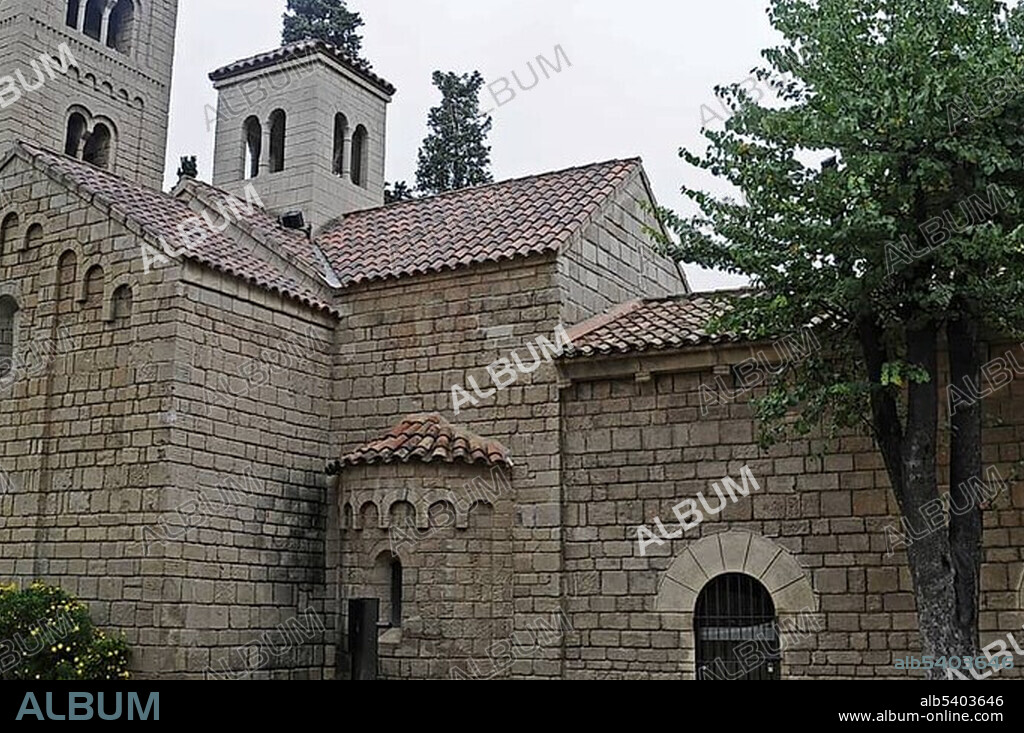 Monasterio Romanico, monastery and church, Poble Espanyol, Spanish village, open-air museum, Montjuic, Barcelona, Catalonia, Spain, Europe