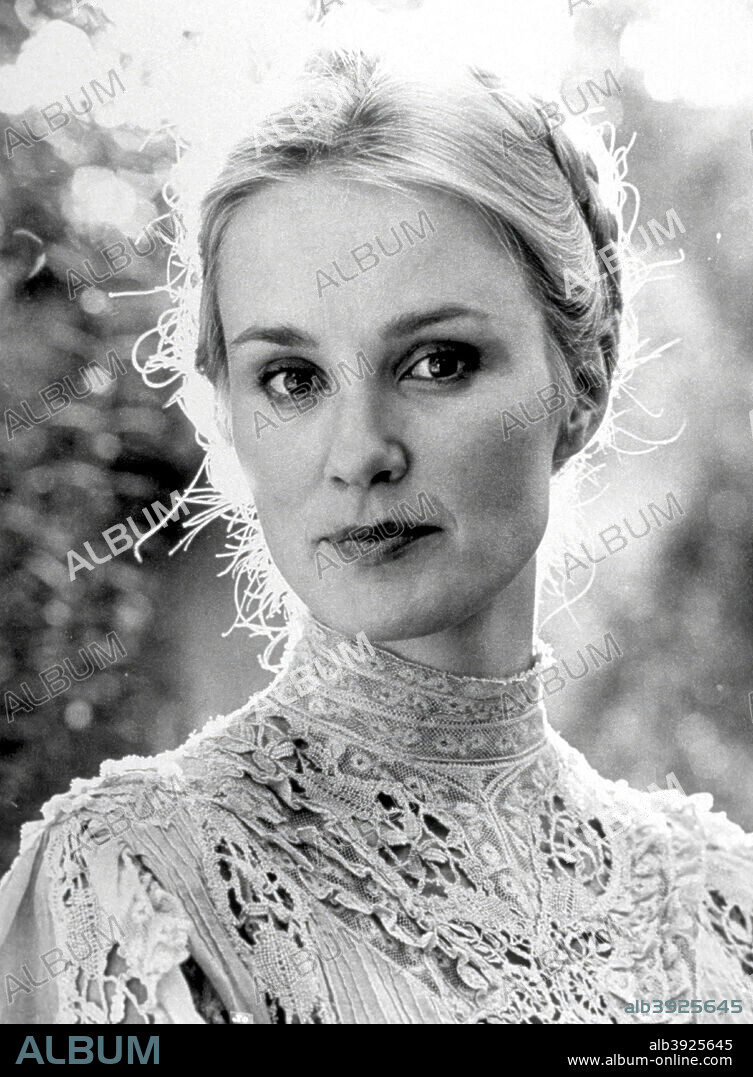 JESSICA LANGE in FRANCES, 1982, directed by GRAEME CLIFFORD. Copyright UNIVERSAL PICTURES.