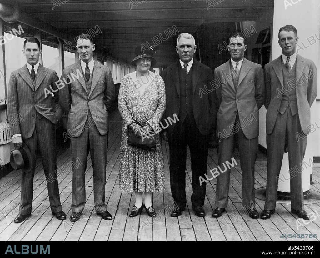 The Ashton family arriving in New York, 1930-Phillip, Geoffrey, their parents, James and Robert. They had just won the Whitney Cup in England. September 29, 1930. (Photo by International News Photos Inc).;The Ashton family arriving in New York, 1930-Phillip, Geoffrey, their parents, James and Robert. They had just won the Whitney Cup in England.