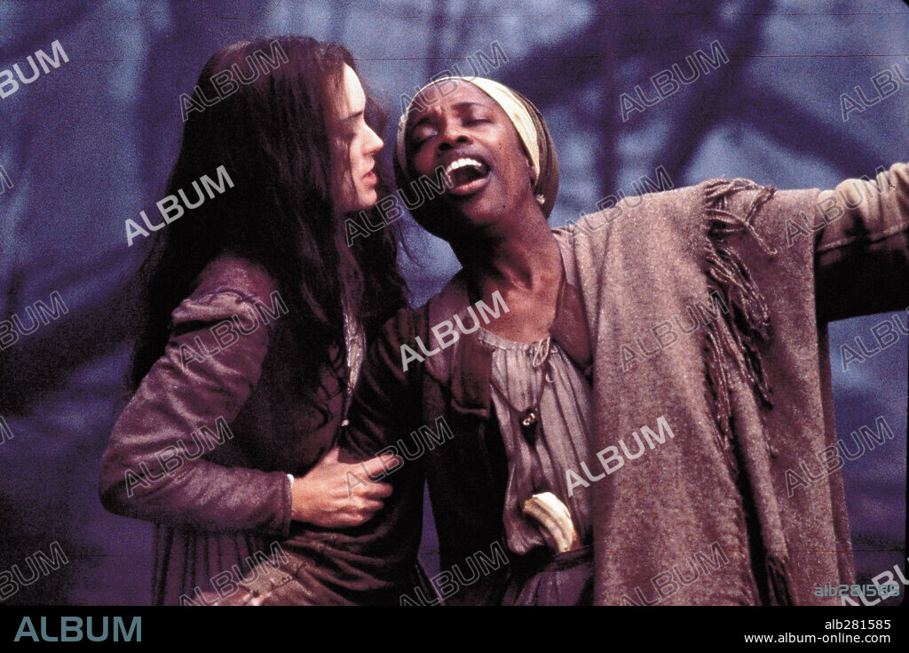WINONA RYDER in THE CRUCIBLE, 1996, directed by NICHOLAS HYTNER. Copyright 20TH CENTURY FOX.