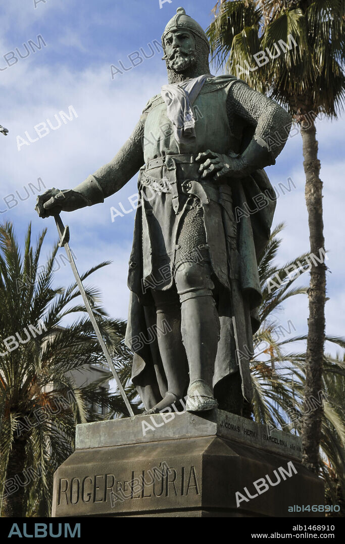 ROGER DE LLURIA (h. 1250-1305). Marino italiano al servicio de la Corona de Aragón. MONUMENTO A ROGER DE LLURIA, realizado en 1885 por el escultor catalán Josep REYNÉS I GURGUÍ (Barcelona, 1850-Barcelona, 1926). Bronce. Está situado en el Paseo Lluís Companys, junto al Parc de la Ciutadella. BARCELONA. Cataluña.