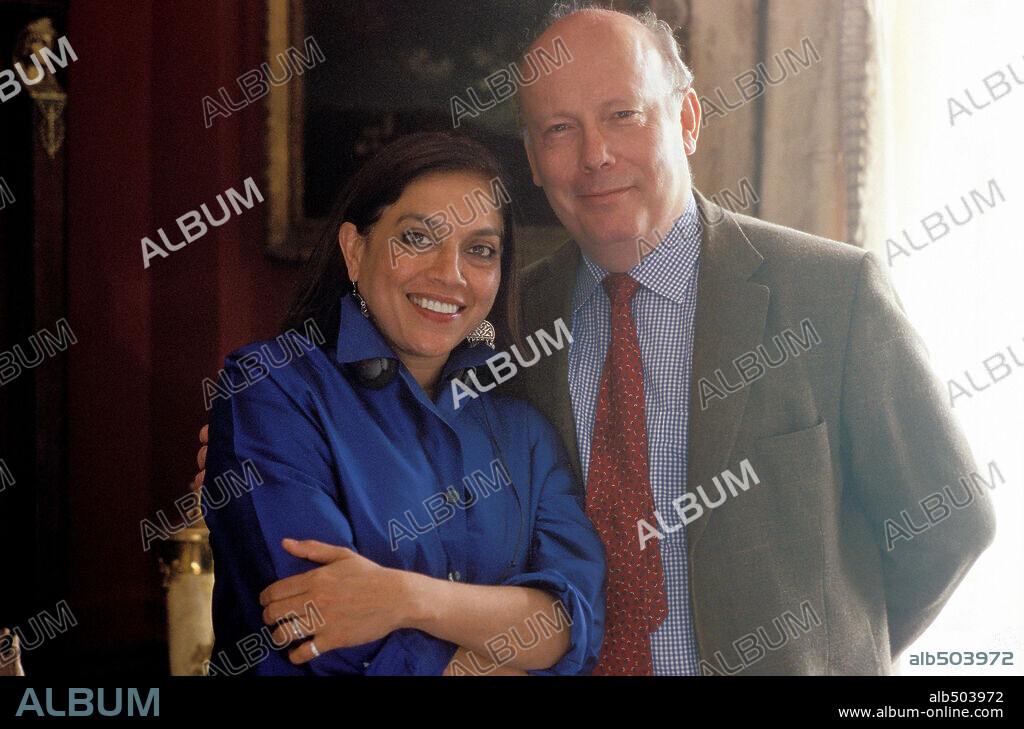 JULIAN FELLOWES and MIRA NAIR in VANITY FAIR, 2004, directed by MIRA NAIR. Copyright FOCUS FEATURES.