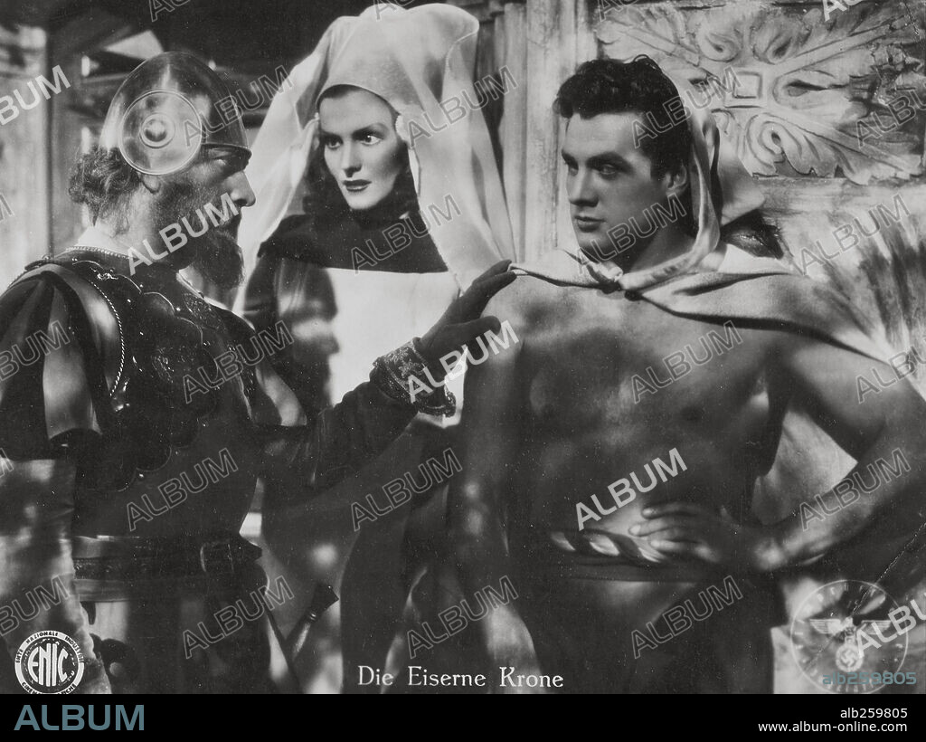 LUISA FERIDA y MASSIMO GIROTTI en LA CORONA DE HIERRO, 1941 (LA CORONA DI FERRO), dirigida por ALESSANDRO BLASETTI.