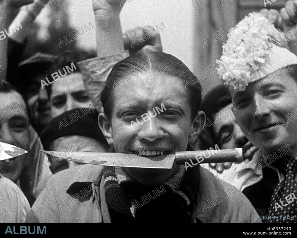 REGRESO A REIMS, 2021 (RETOUR A REIMS), dirigida por JEAN-GABRIEL PERIOT. Copyright LES FILMS DE PIERRE.