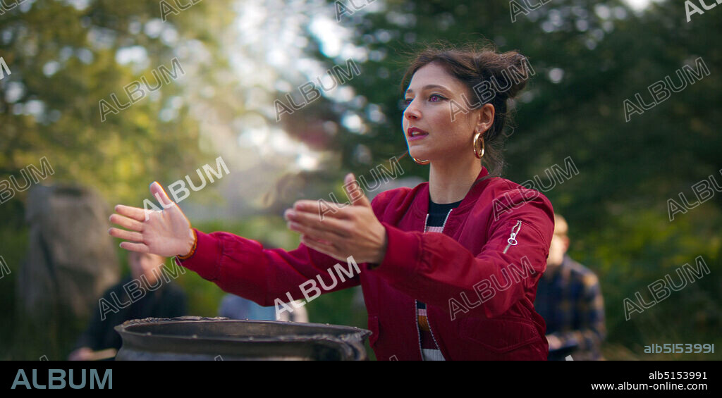 ELISHA APPLEBAUM in FATE: THE WINX SAGA, 2021, directed by BRIAN YOUNG. Copyright ARCHERY PICTURES.