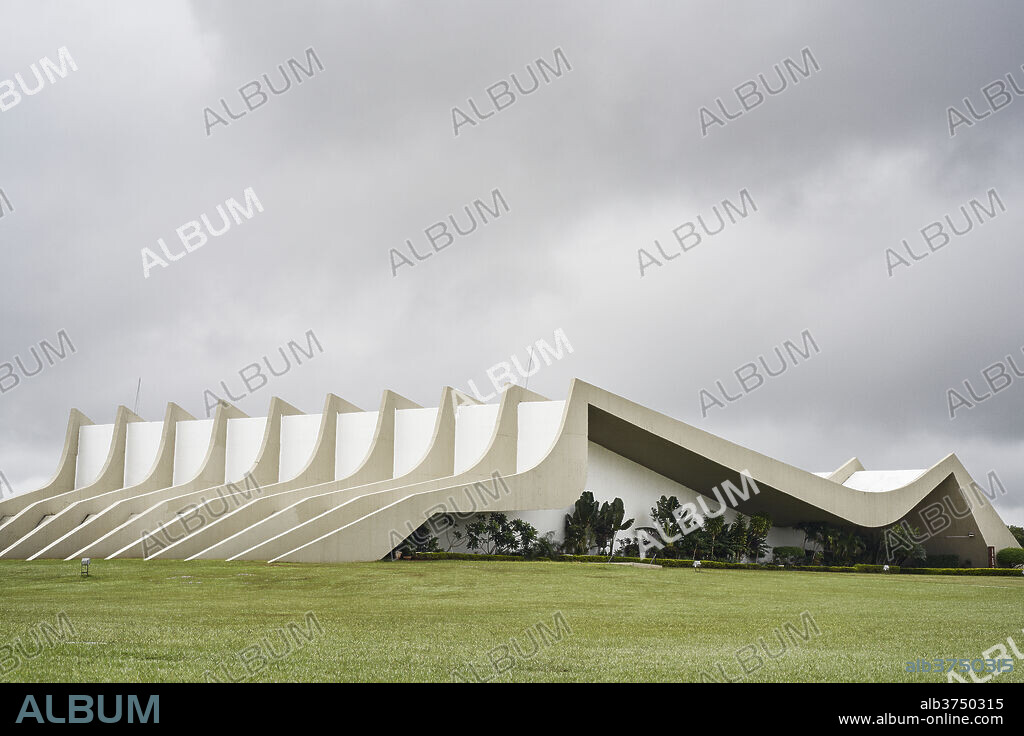 Army Headquarters designed by Oscar Niemeyer, Brasilia, UNESCO World Heritage Site, Brazil, South America.