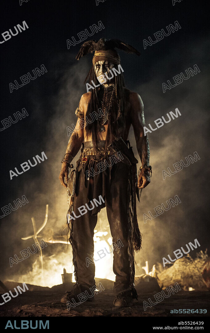 JOHNNY DEPP en EL LLANERO SOLITARIO, 2013 (THE LONE RANGER), dirigida por GORE VERBINSKI. Copyright JERRY BRUCKHEIMER FILMS.
