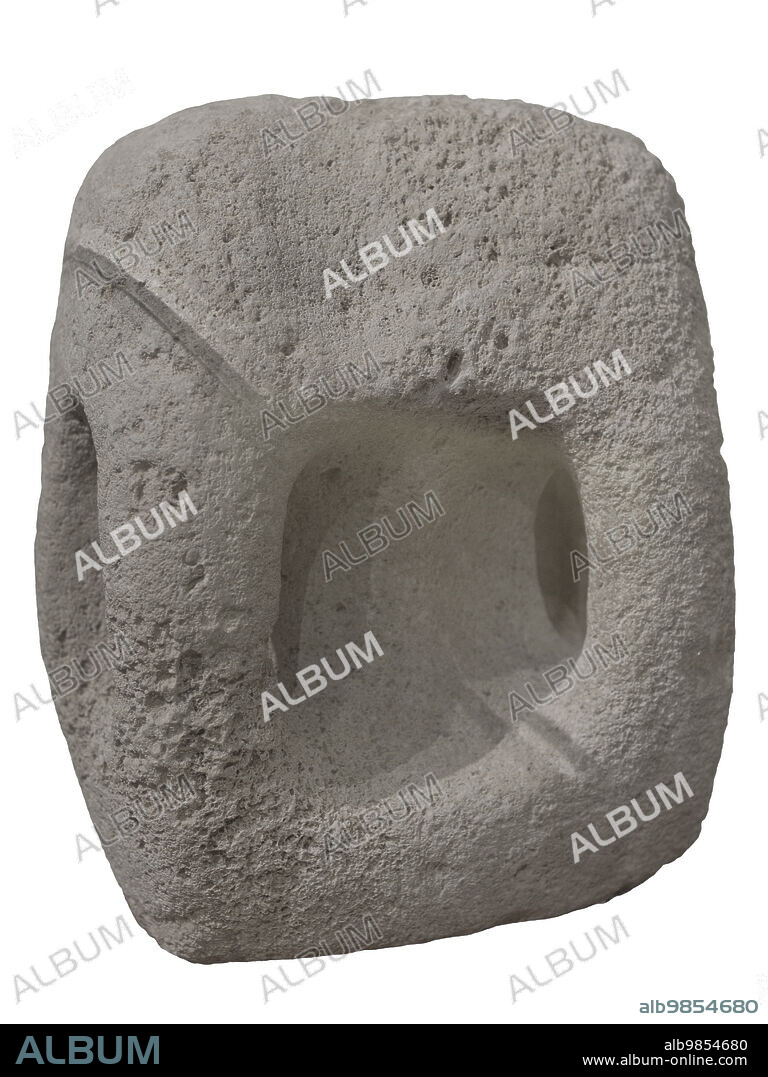 Templos megalíticos de Malta (5000 a 2800 a.C.). Uno de los soportes de piedra utilizados para su construcción. Museo Nacional de Arqueología. La Valeta. Malta.