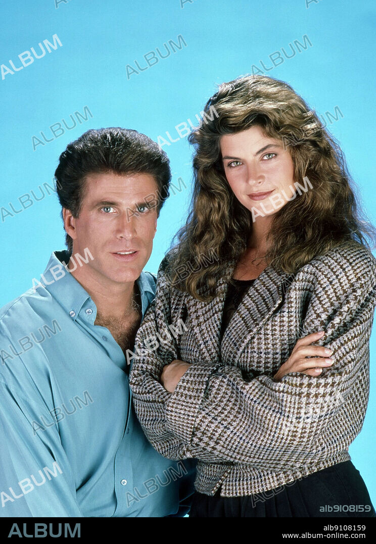 KIRSTIE ALLEY and TED DANSON in CHEERS, 1982, directed by GLEN CHARLES and JAMES BURROWS. Copyright NBC-TV.
