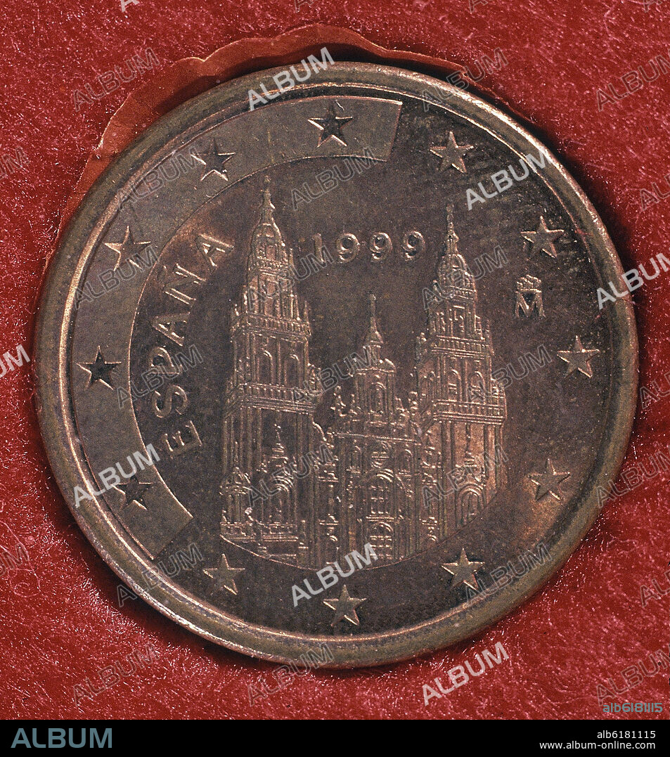 MONEDA DE CINCO CENTIMOS DE EURO ESPAÑOL CON FECHA DE EMISION EN 2001-ANVERSO CON LA CATEDRAL DE SANTIAGO DE COMPOSTELA.