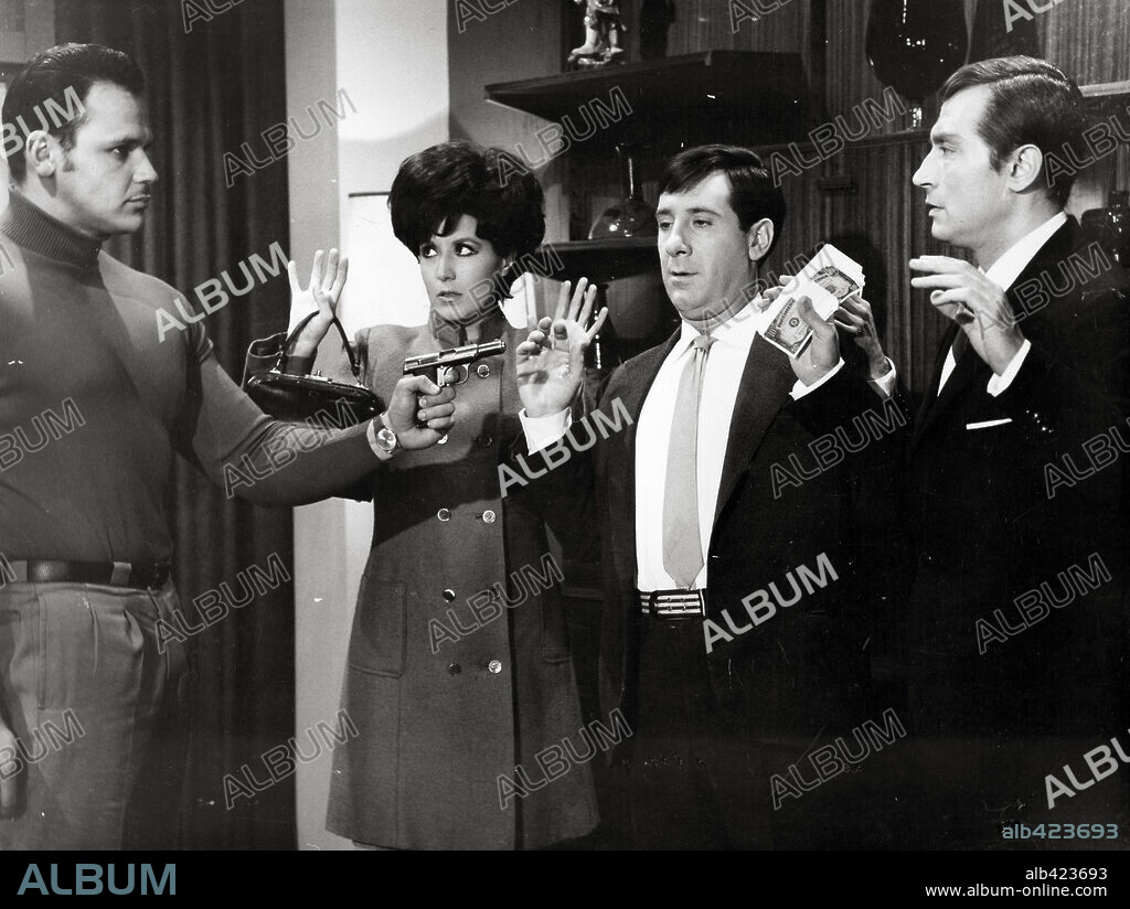 ALFREDO LANDA, CONCHA VELASCO and TONY LEBLANC in THEY WHO PLAY THE PIANO, 1968 (LOS QUE TOCAN EL PIANO), directed by JAVIER AGUIRRE. Copyright AGATA FILMS.