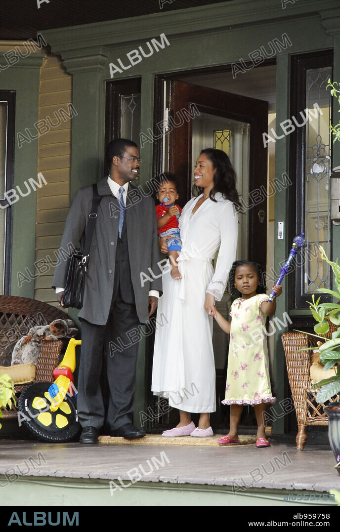CHRIS ROCK and GINA TORRES in I THINK I LOVE MY WIFE, 2007, directed by CHRIS ROCK. Copyright FOX SEARCHLIGHT PICTURES / CARUSO, PHILLIP.