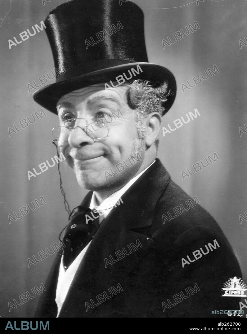 MIGUEL LIGERO en LA VERBENA DE LA PALOMA, 1934, dirigida por BENITO PEROJO. Copyright CIFESA.