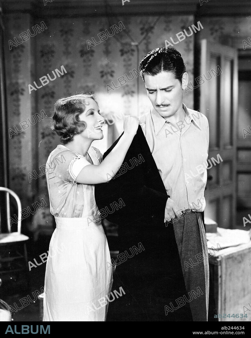 HELEN HAYES and RONALD COLMAN in ARROWSMITH, 1931, directed by JOHN FORD. Copyright UNITED ARTISTS.
