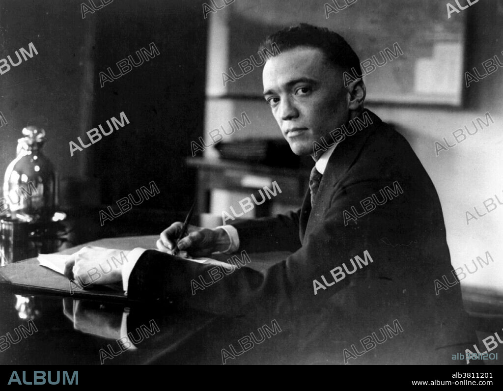 Hoover seated at desk, 1924. John Edgar Hoover (January 1, 1895 - May 2, 1972) was the first Director of the Federal Bureau of Investigation (FBI) of the United States. Appointed director of the Bureau of Investigation - predecessor to the FBI - in 1924, he was instrumental in founding the FBI in 1935, where he remained director until his death. He is credited with building the FBI into a larger crime-fighting agency, and with instituting a number of modernizations to police technology, such as a centralized fingerprint file and forensic laboratories. Late in life and after his death Hoover became a controversial figure, as evidence of his secretive actions became known. He used the FBI to harass political dissenters and activists, to amass secret files on political leaders, and to collect evidence using illegal methods. Hoover consequently amassed a great deal of power and was in a position to intimidate and threaten sitting Presidents. He died in 1972, from a heart attack, at the age of 77. National Photo Company, March 22, 1924.