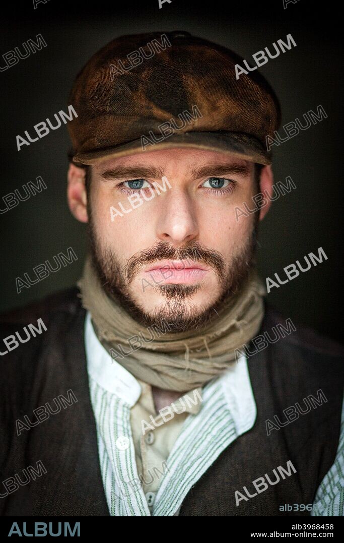 RICHARD MADDEN in LADY CHATTERLEY'S LOVER, 2015, directed by JED MERCURIO. Copyright Hartswood Films/Serena Cullen Productions.