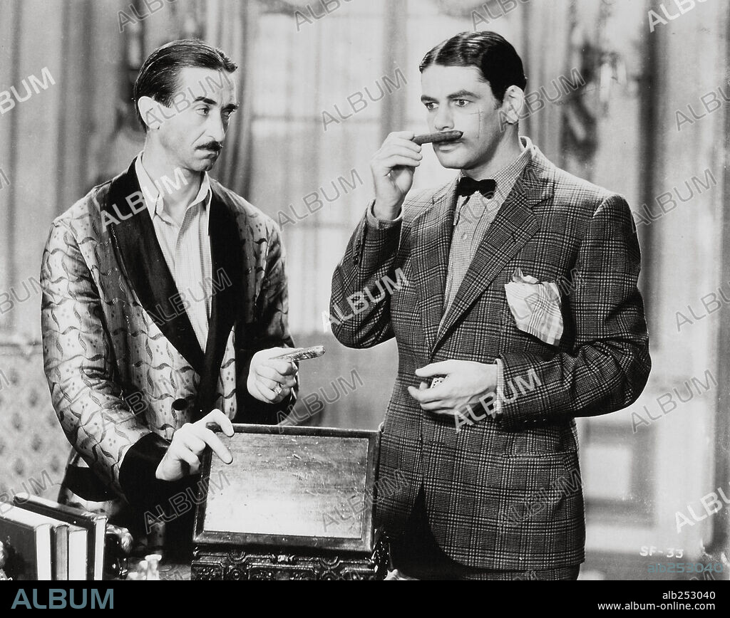 PAUL MUNI in SCARFACE, 1932, directed by HOWARD HAWKS. Copyright UNITED ARTISTS.