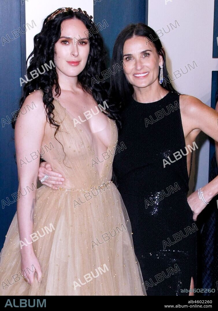 February 9, 2020, Beverly Hills, CA, USA: BEVERLY HILLS, CALIFORNIA - FEBRUARY 9: Rumer Willis and Demi Moore attend the 2020 Vanity Fair Oscar Party at Wallis Annenberg Center for the Performing Arts on February 9, 2020 in Beverly Hills, California. Photo: CraSH/imageSPACE. 09/02/2020