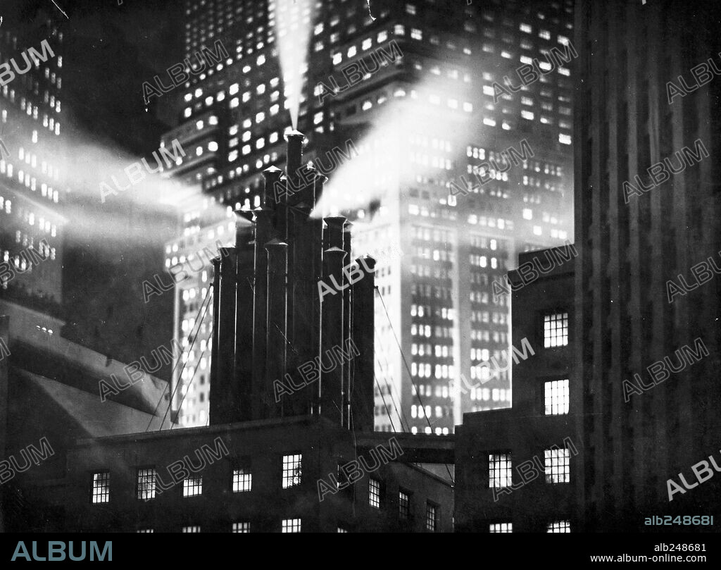 METROPOLIS, 1927, directed by FRITZ LANG. Copyright U.F.A.