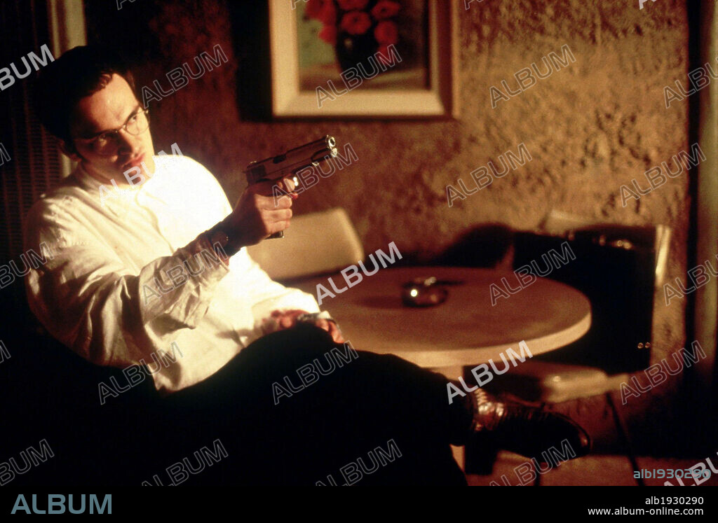 QUENTIN TARANTINO en ABIERTO HASTA EL AMANECER, 1996 (FROM DUSK TILL DAWN), dirigida por ROBERT RODRIGUEZ. Copyright MIRAMAX FILMS.