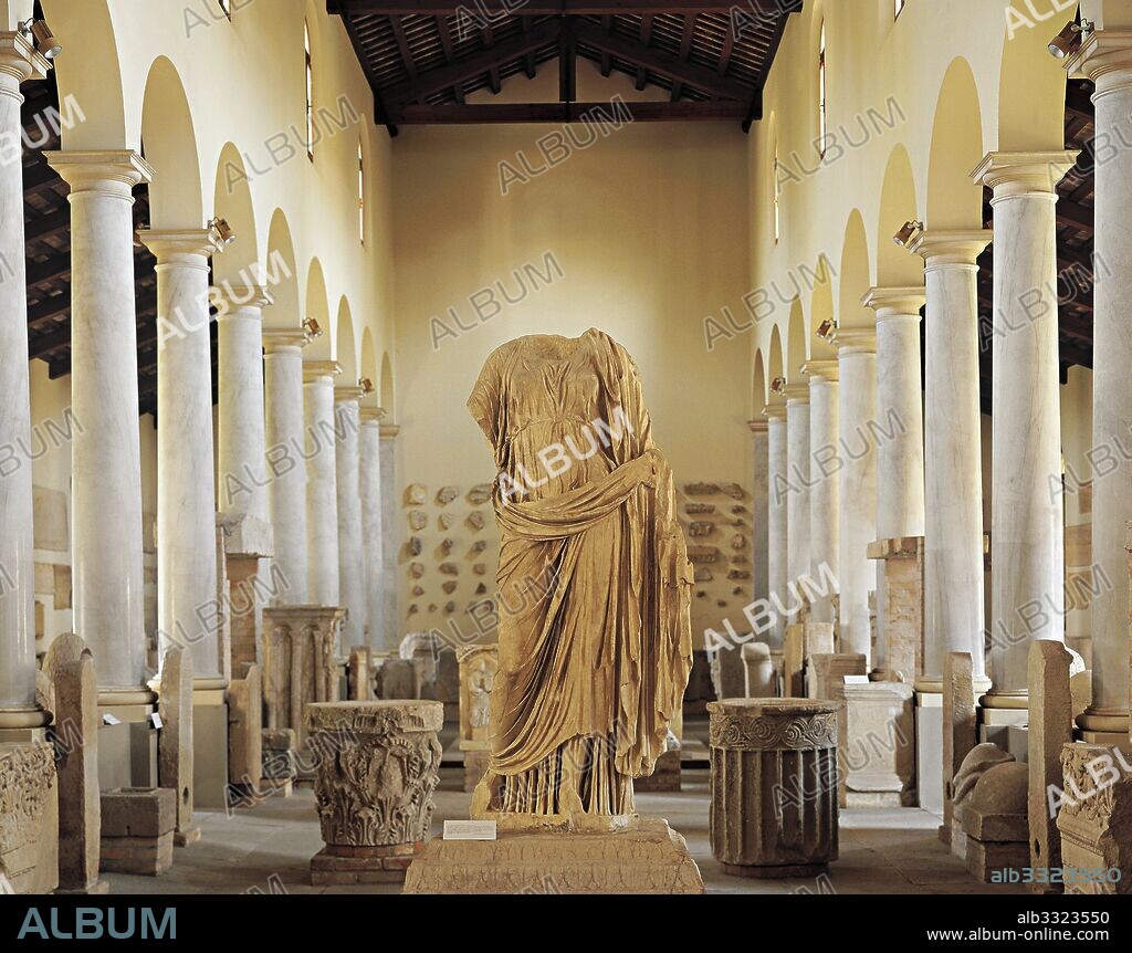 Roman antiquities hall with the headless female statue of Luni in the centre, from Concordia, National Museum of Concordia in Portogruaro, Veneto. Roman civilisation, 1st century AD.