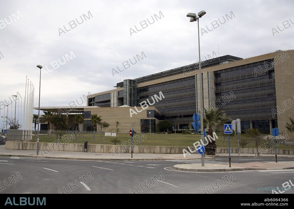 Alicante (capital); edificio de la "OAMI"  (Oficina de Armonizacion del Mercado Interior Europeo).