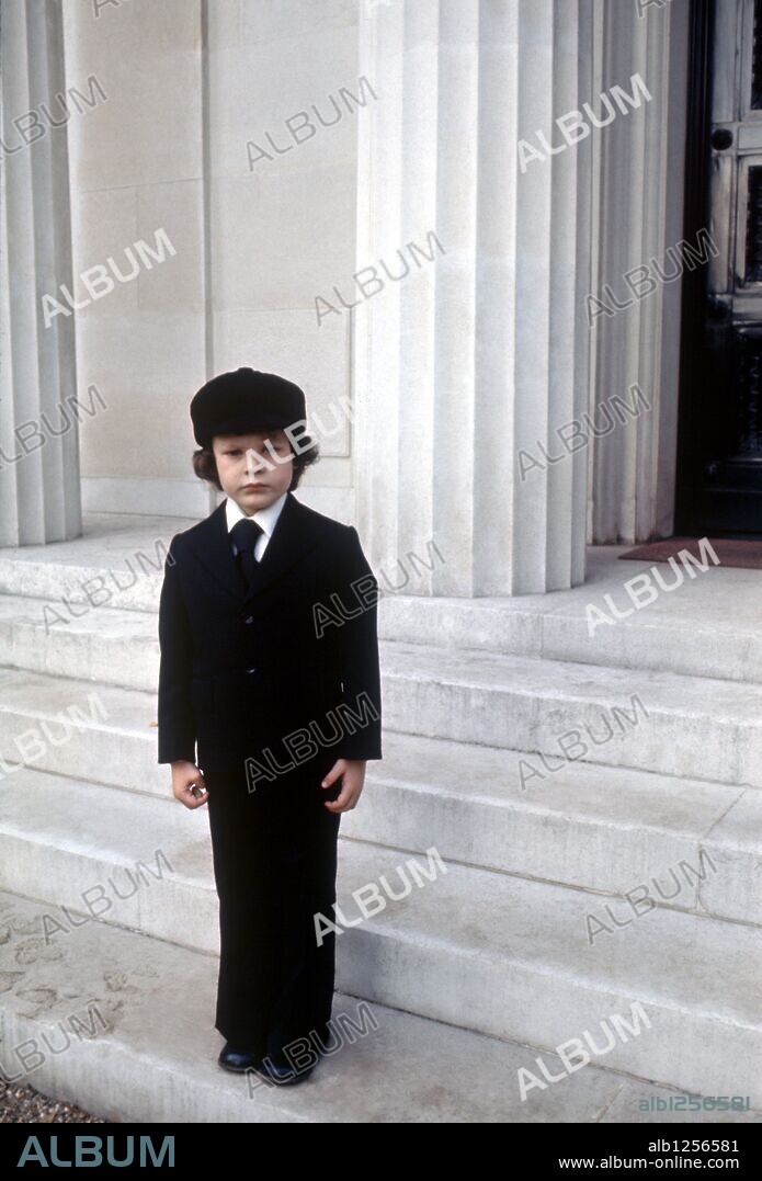 HARVEY STEPHENS in THE OMEN, 1976, unter der Regie von RICHARD DONNER. Copyright 20TH CENTURY FOX.