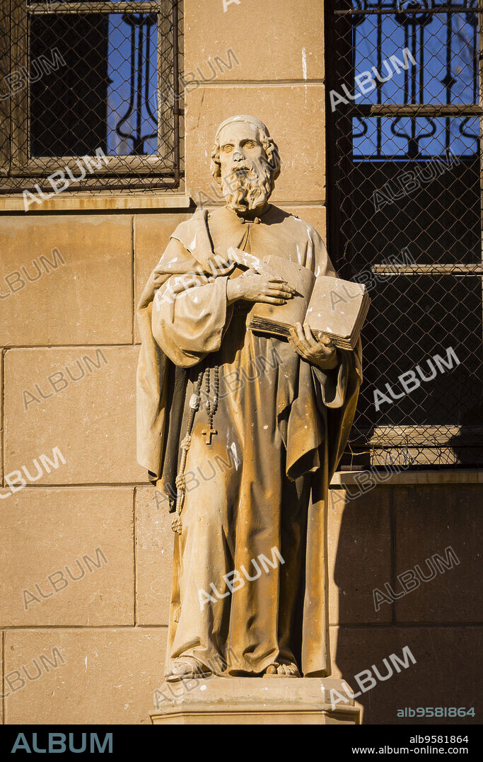 IES Ramon Llull,. sculpture of Ramon Llull, whose school took the name in 1966, Palma, Mallorca, Balearic islands, spain.