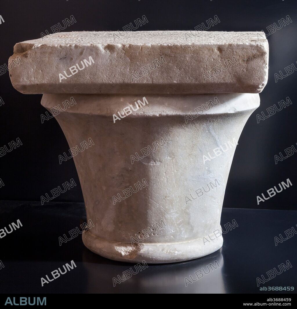 ANONIMO. Anónimo / "Capitel campaniforme", Inicio siglo XVI.