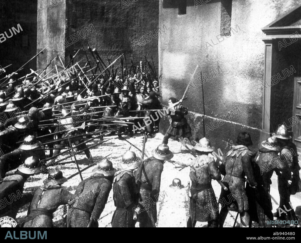 MONNA VANNA, 1922, directed by RICHARD EICHBERG. Copyright FOX FILMS.