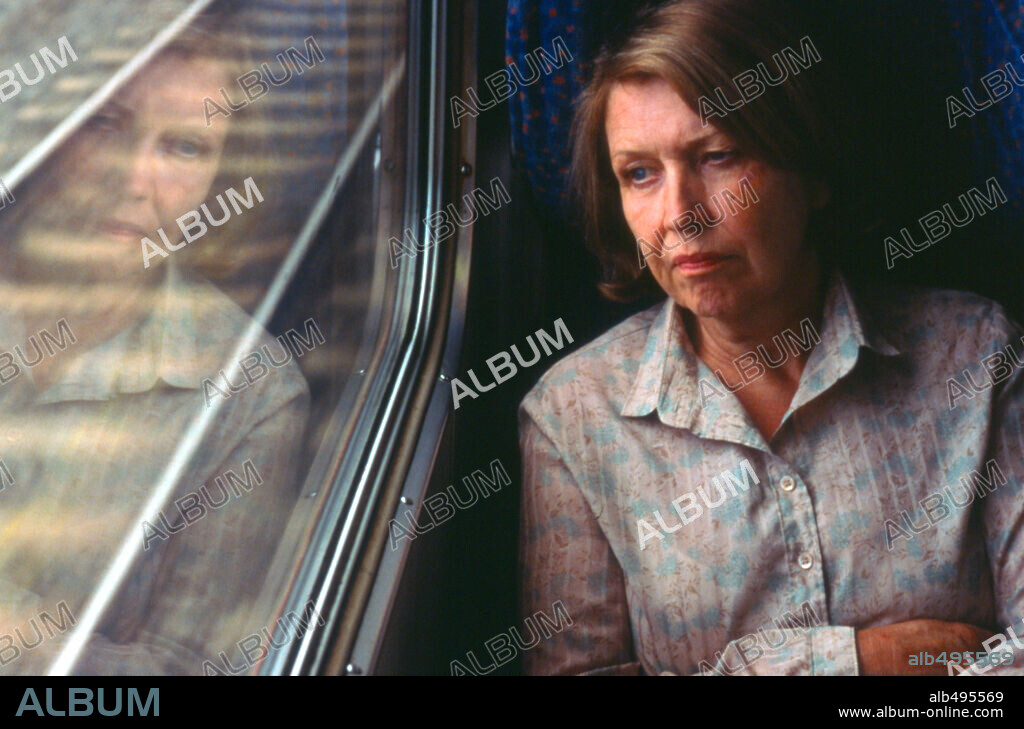ANNE REID in THE MOTHER, 2003, directed by ROGER MICHELL. Copyright RENAISSANCE FILMS.