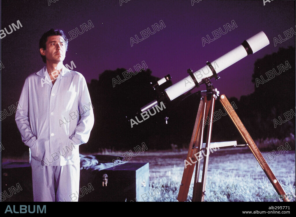 JOSE SACRISTAN en LA NOCHE MAS HERMOSA, 1984, dirigida por MANUEL GUTIERREZ ARAGON.
