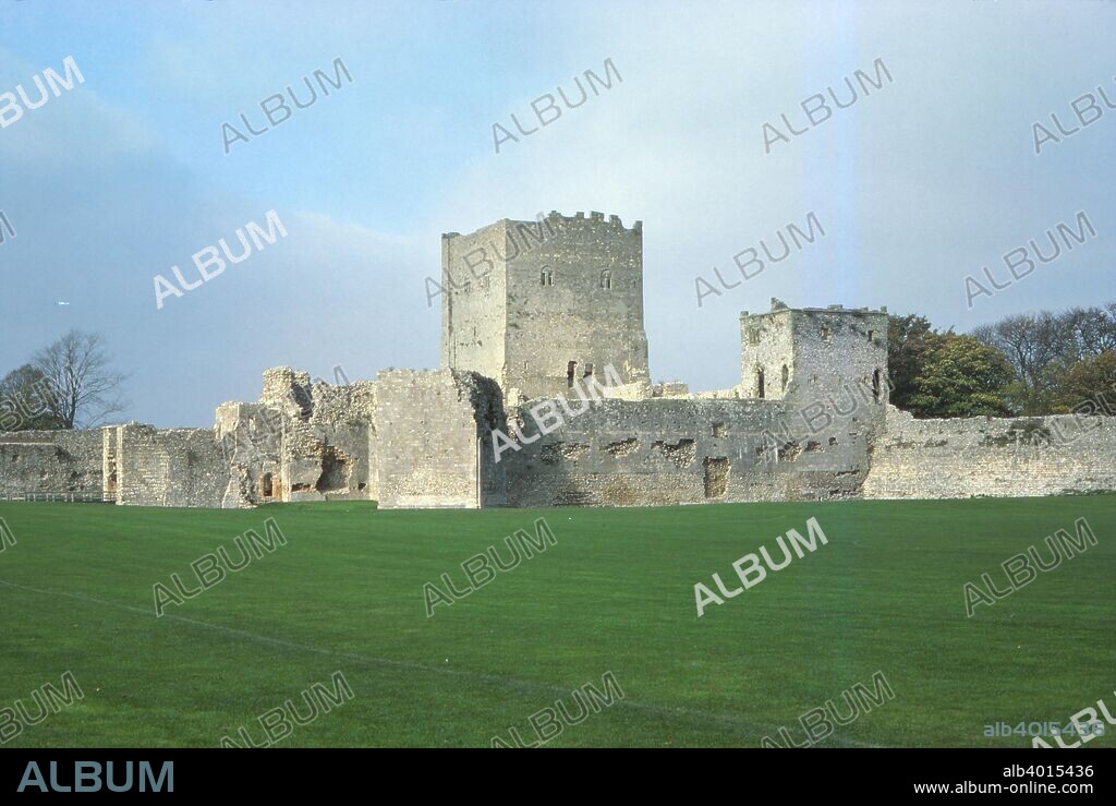 Portchester Castle, Hampshire, England, 20th century. Medieval castle built within a former Roman fort at Portchester, by Henry II in 1160-1172 extended by Edward II and Richard II. The castle saw the disembarkation for several campaigns to France led by England's kings. Henry V mustered his Agincourt expedition here.