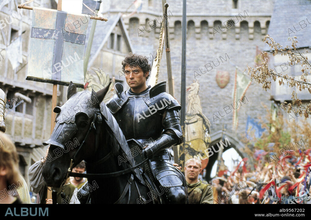 RUFUS SEWELL en DESTINO DE CABALLERO, 2001 (A KNIGHT'S TALE), dirigida por BRIAN HELGELAND. Copyright COLUMBIA PICTURES.