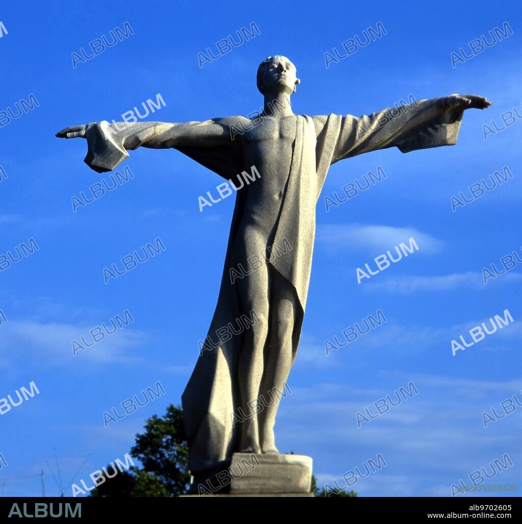 USA - Washington DC - Titanic Memorial, Channel Park, 4th and P Streets SW, sculpted by Gertrude Vanderbilt Whitney - ©TopFoto/CW.