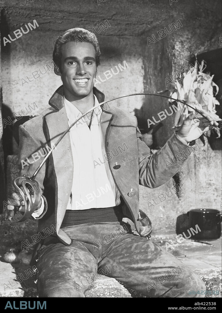 SEAN FLYNN in THE SON OF CAPITAN BLOOD, 1962 (IL FIGLIO DEL CAPITANO BLOOD), directed by TULIO DEMICHELI. Copyright HARRY JOE BROWN PROD./BENITO PEROJO PC/C.C MUNDIALE.