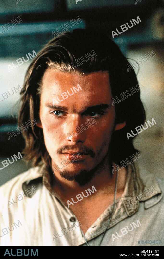 ETHAN HAWKE in ALIVE, 1993, directed by FRANK MARSHALL. Copyright PARAMOUNT PICTURES.
