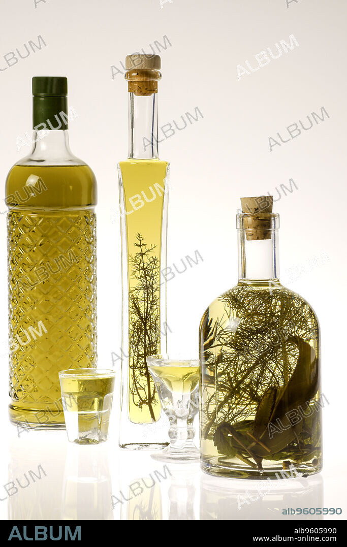 Licor de hierbas,"Herbes Dolces".Mallorca. Baleares.España.
