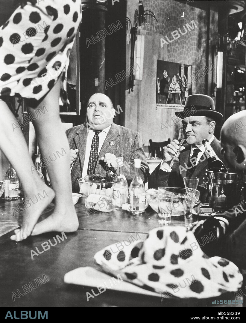 JAMES CAGNEY and LEON ASKIN in ONE, TWO, THREE, 1961, directed by BILLY WILDER. Copyright MIRISCH/UNITED ARTISTS.