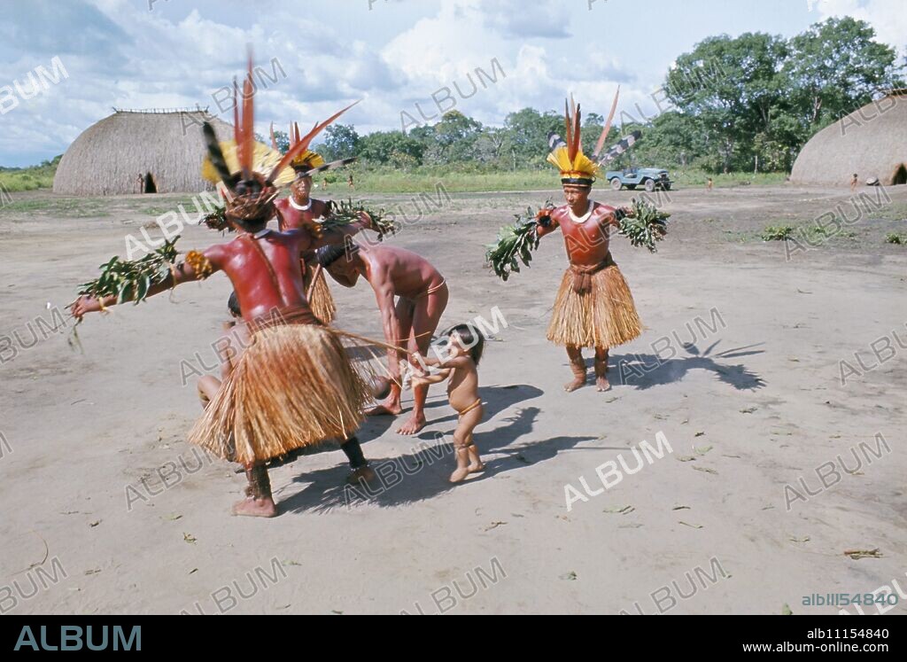 Kamayura Indians dancing the fish dance, Xingu, Brazil, South America.