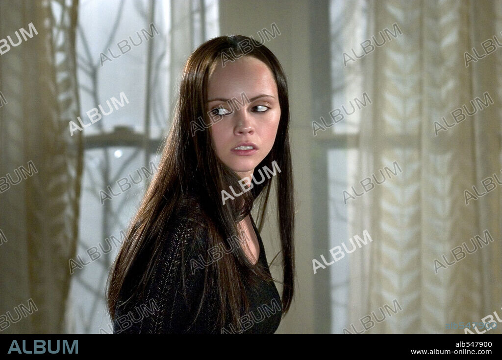 CHRISTINA RICCI in CURSED, 2005, directed by WES CRAVEN. Copyright DIMENSION FILMS.