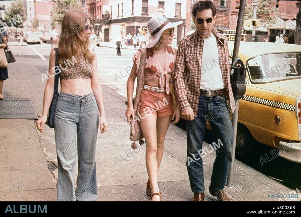 JODIE FOSTER y ROBERT DE NIRO en TAXI DRIVER, 1976, dirigida por MARTIN SCORSESE. Copyright COLUMBIA PICTURES.