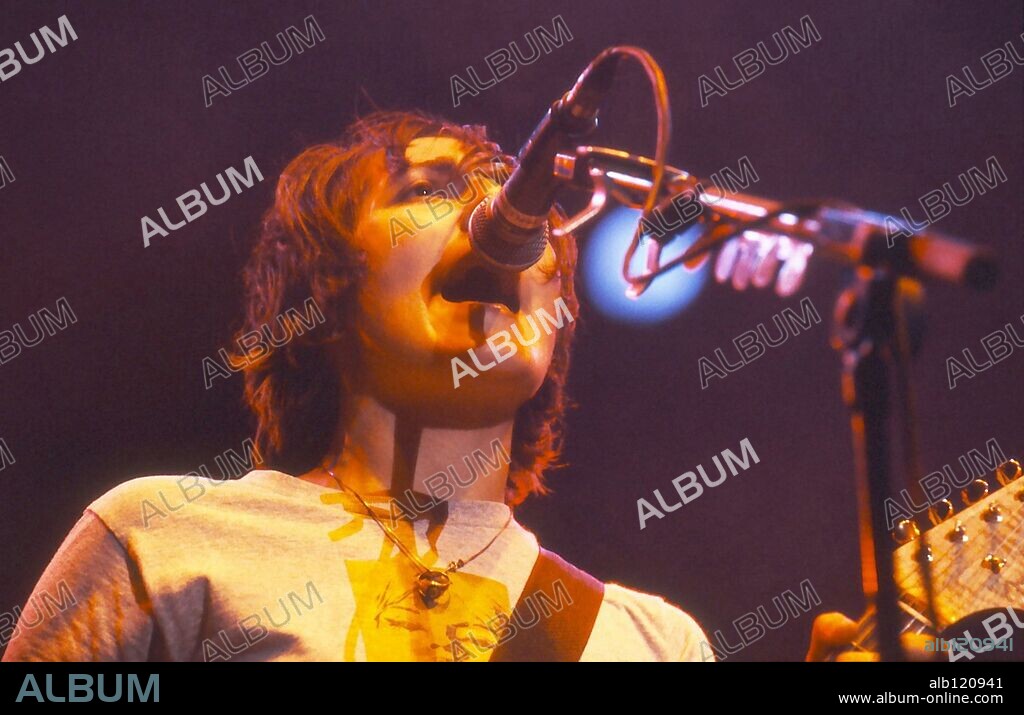 Cristina Llanos, cantante del grupo español de rock-grunge Dover. 05.