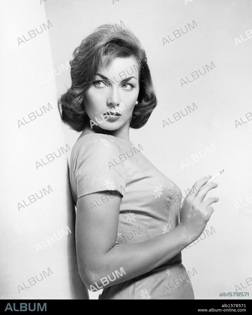 GIANNA MARIA CANALE in THE WHOLE TRUTH, 1958, directed by JOHN GUILLERMIN. Copyright COLUMBIA PICTURES.