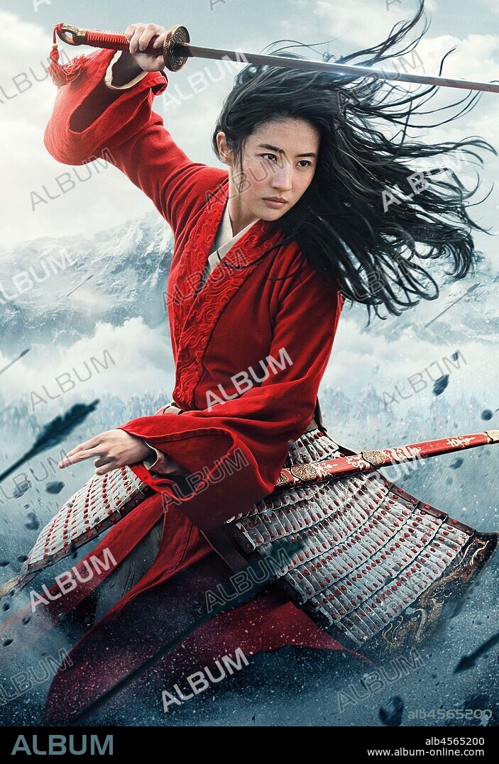 YIFEI LIU en MULAN, 2020, dirigida por NIKI CARO. Copyright WALT DISNEY PICTURES.