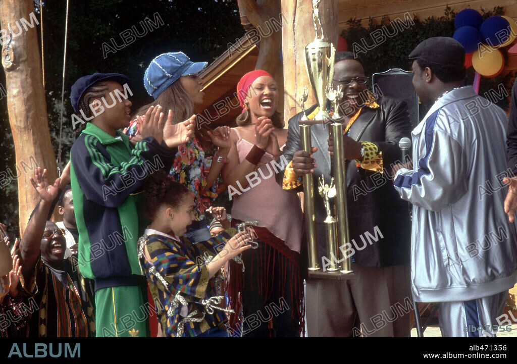 CEDRIC THE ENTERTAINER en VACACIONES EN FAMILIA, 2004 (JOHNSON FAMILY VACATION), dirigida por CHRISTOPHER ERSKIN. Copyright FOX SEARCHLIGHT PICTURES / VOLLMER, JURGEN.