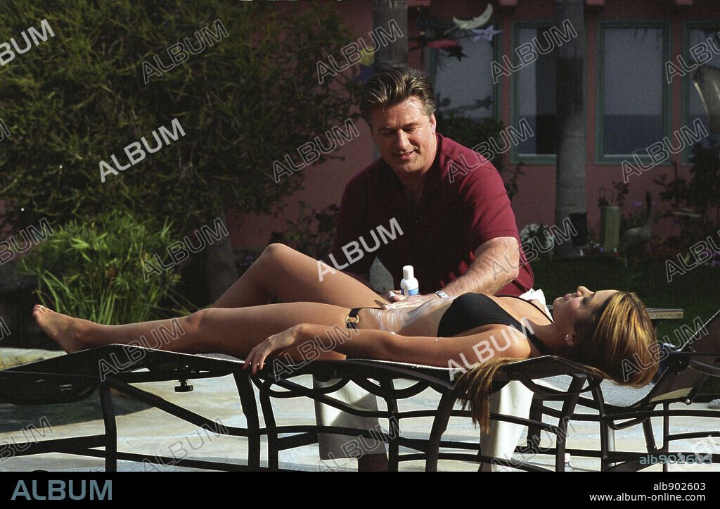 ALEC BALDWIN and NIKKI REED in MINI'S FIRST TIME, 2006, directed by NICK GUTHE. Copyright BOLD FILMS / EMERSON, SAM.