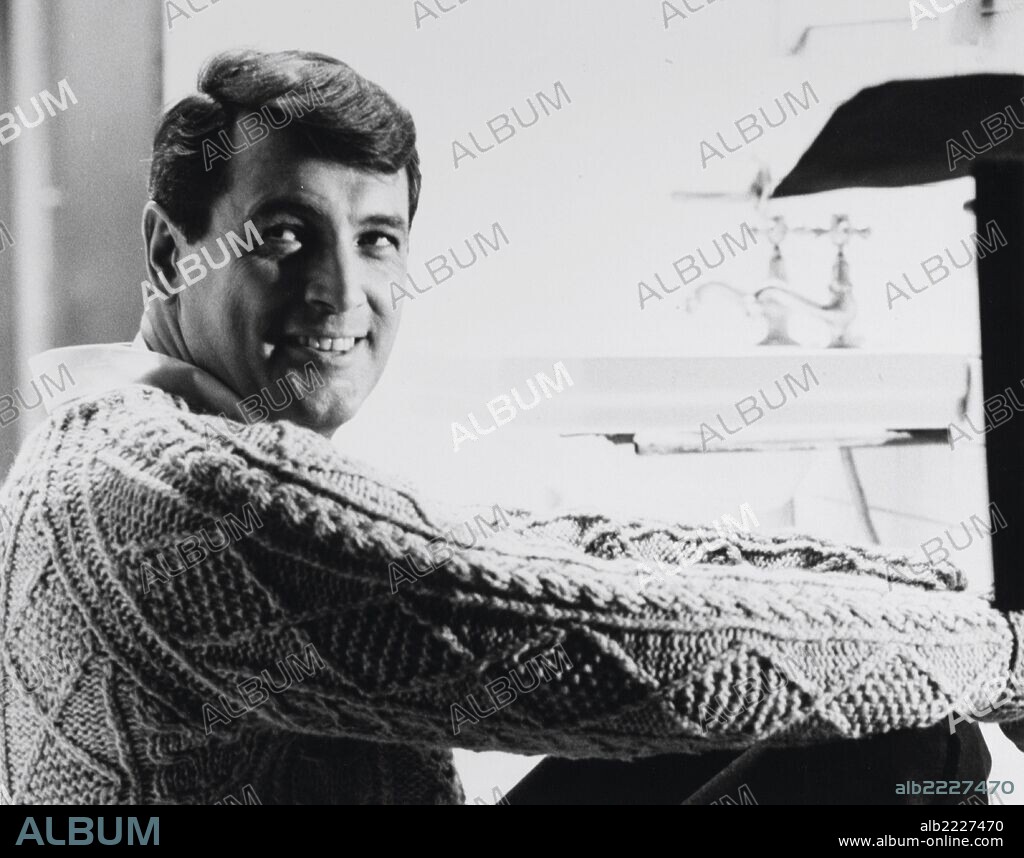 ROCK HUDSON in A FINE PAIR, 1969 (RUBA AL PROSSIMO TUO), directed by FRANCESCO MASELLI. Copyright VIDES / FRANCO CRISTALDI.