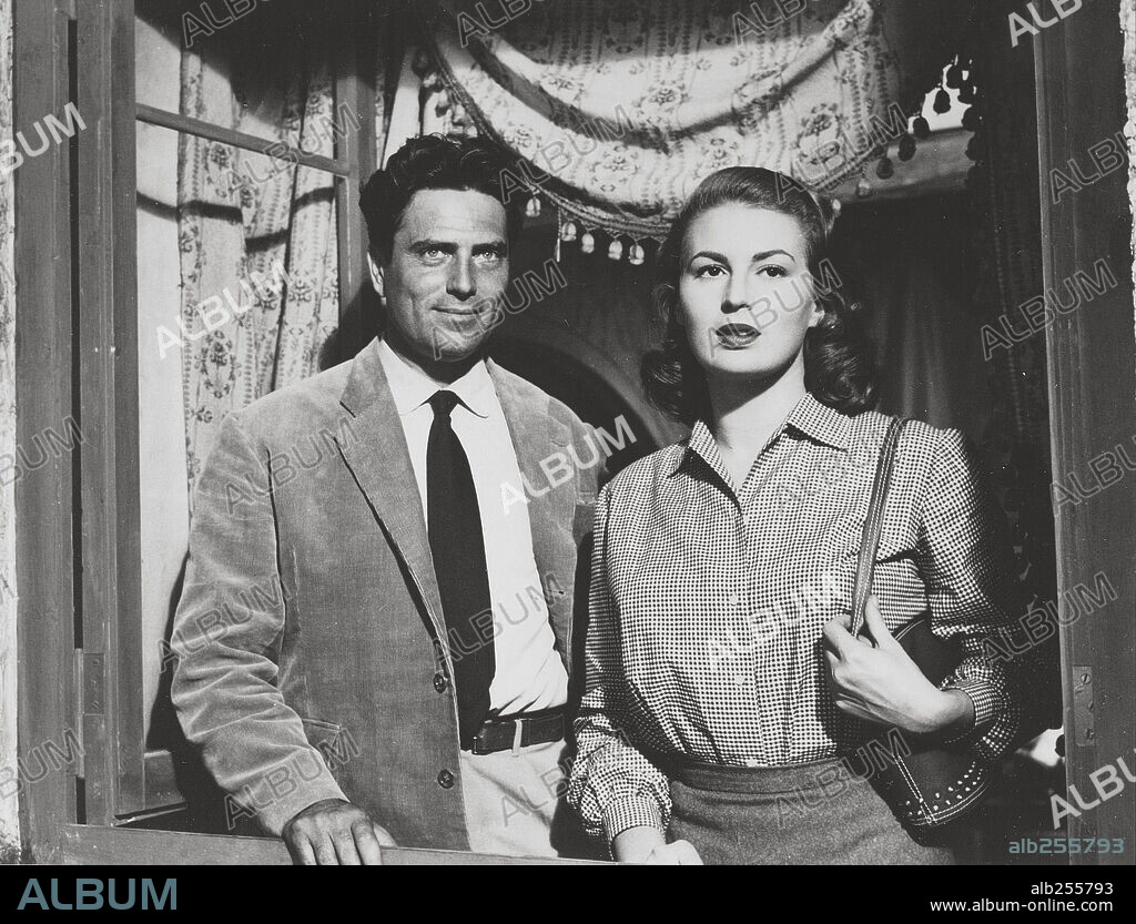RAF VALLONE and SILVANA MANGANO in ANNA, 1951, directed by ALBERTO LATTUADA. Copyright LUX FILM.