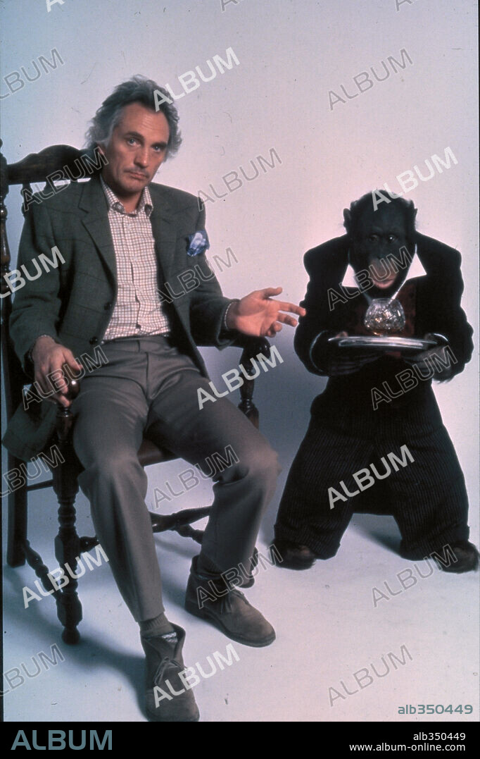TERENCE STAMP en LINK, 1986, dirigida por RICHARD FRANKLIN. Copyright CANNON/EMI.